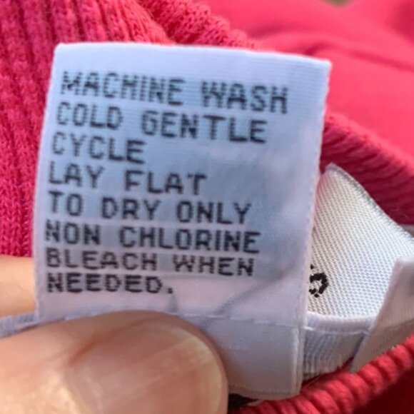 Vintage 80s Pink Turtleneck Shirt Embroidered Flags Petite Small - Picture 7 of 7